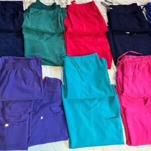 Women's Scrubs